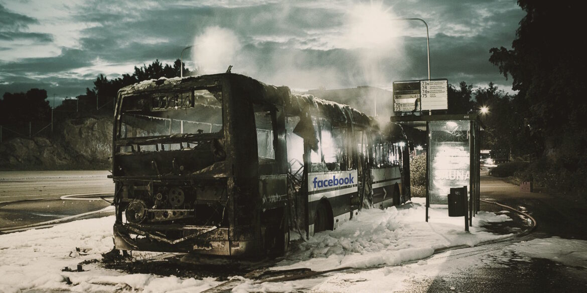 O algoritmo do Facebook e apocaliptico O algoritmo do Facebook é apocalíptico para marcas, editores, usuários e para o próprio Facebook